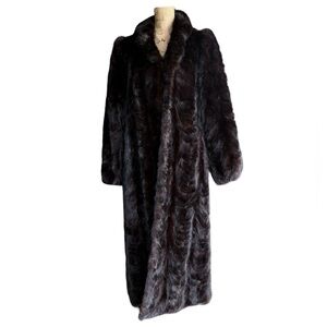 Vintage Full-Length Real Fur Coat – Dark Mahogany Brown Luxury Winter Jacket